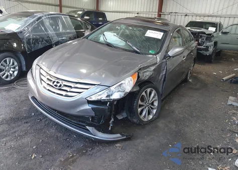2013 Hyundai Sonata Se 2.0T z USA, uszkodzony, nr VIN 5NPEC4AB9DH721110